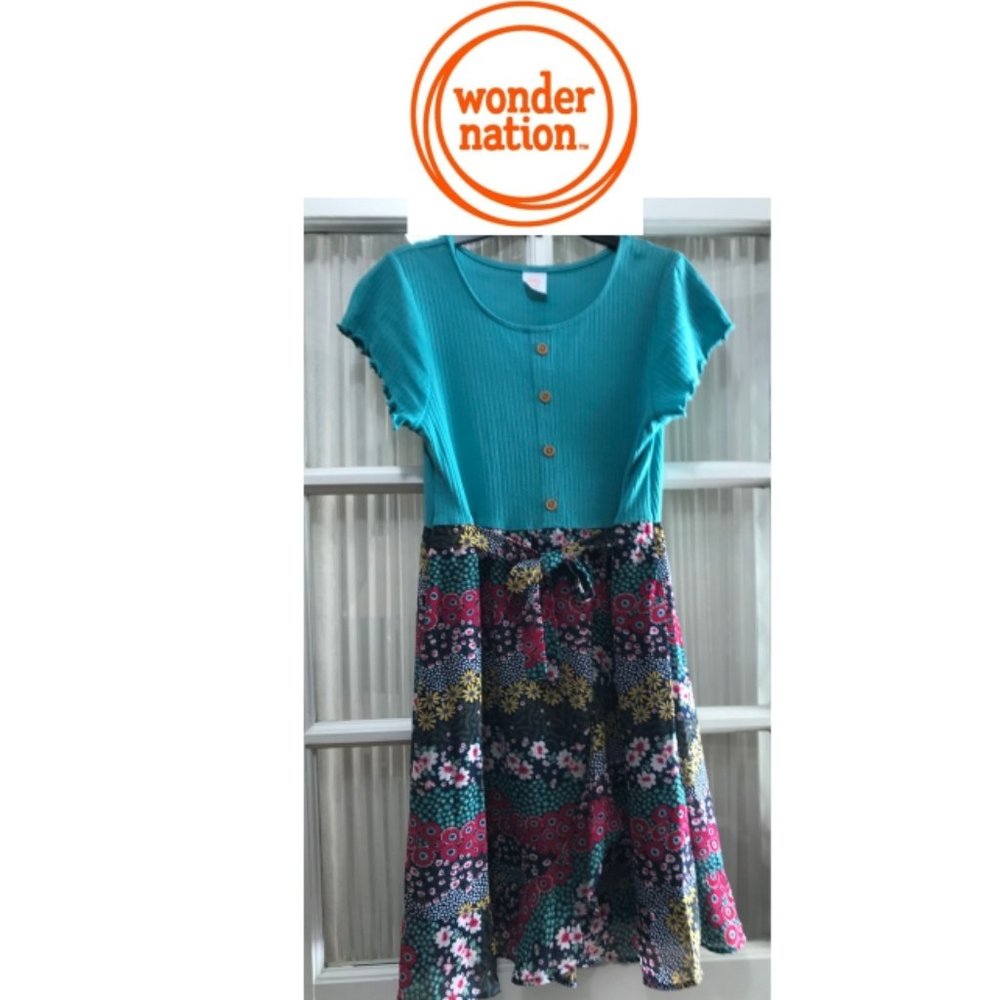 Wonder Nation wrap dress with floral skirt; girls' size XL (14/16).
